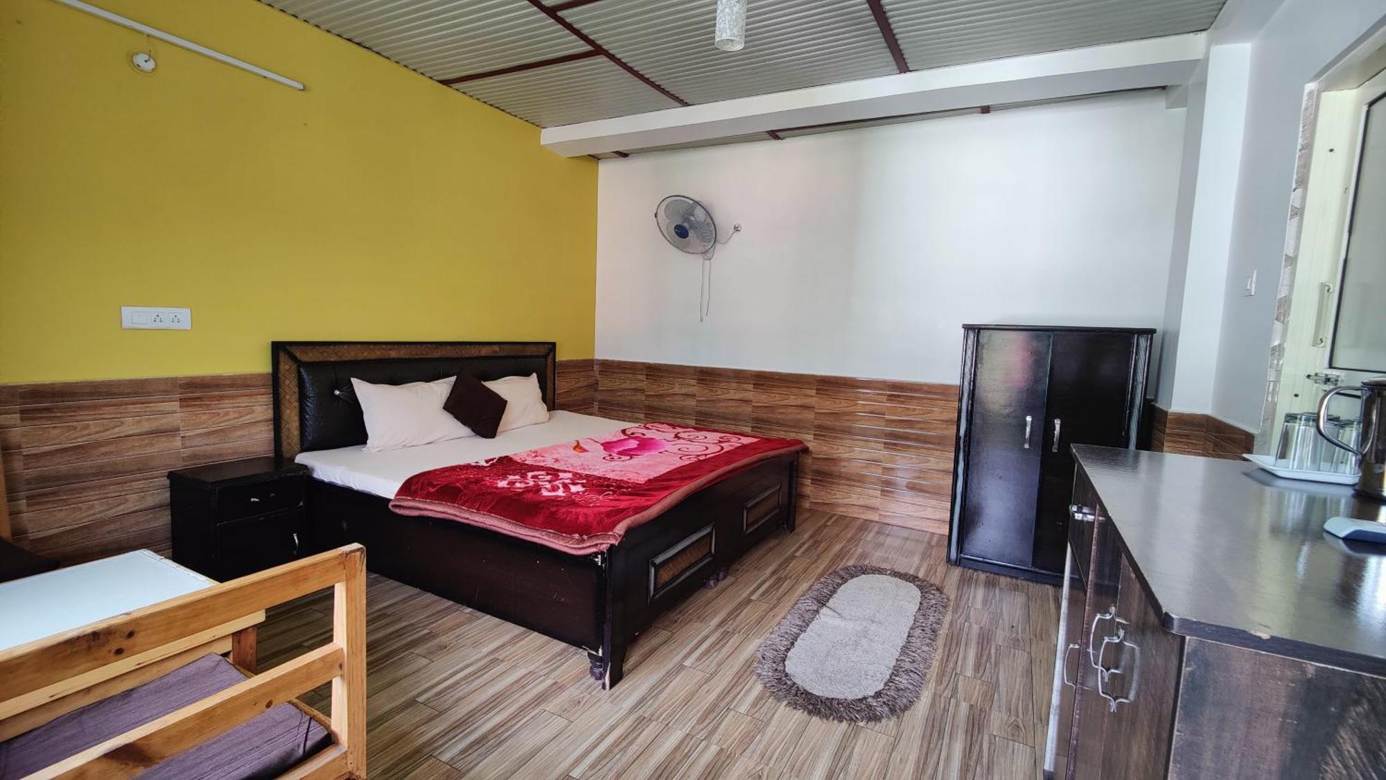 Sahaj Homestay Naddi Dharamshala Luaran gambar